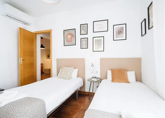 Homeyseville-Lovely Duplex At Santa Cruz 10 Pax, Parking Optional