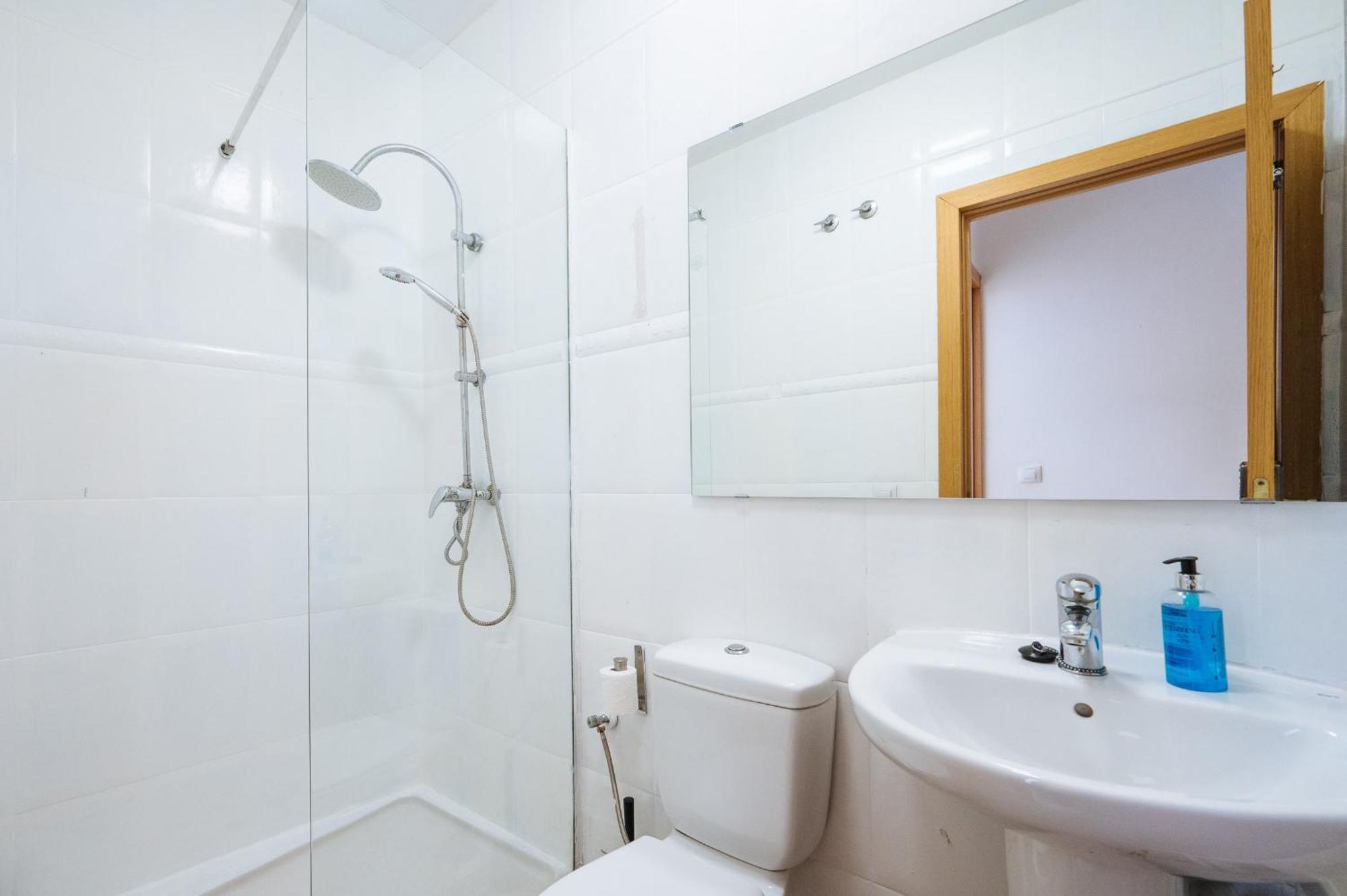 Homeyseville-lovely Duplex At Santa Cruz 10 Pax, Parking Optional Appartement Sevilla